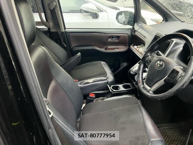 Toyota ESQUIRE 2015-07 8073678-6