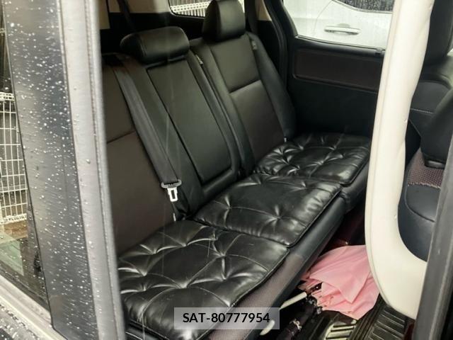 Toyota ESQUIRE 2015-07 8073678-7