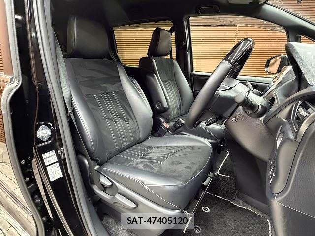 Toyota ESQUIRE 2021-01 8073673-7