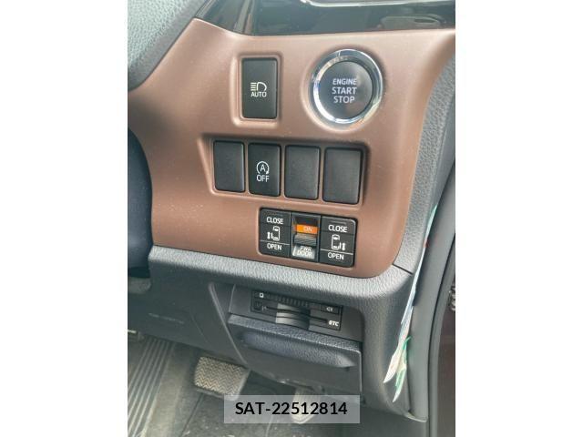 Toyota ESQUIRE 2014-11 8073677-15
