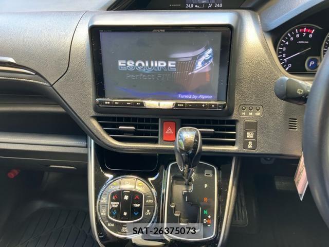 Toyota ESQUIRE 2014-12 8073676-9