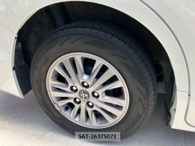 Toyota ESQUIRE 2014-12 8073676-3