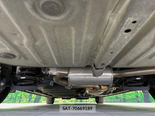 Toyota ESQUIRE 2017-07 8073674-19