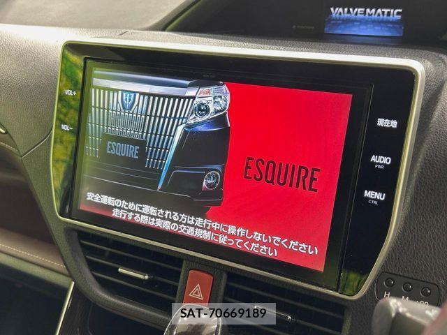 Toyota ESQUIRE 2017-07 8073674-2