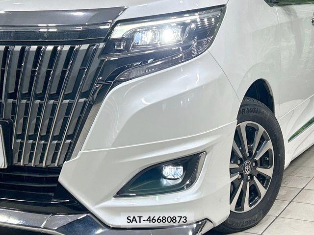 Toyota ESQUIRE 2017-12 8073672-12
