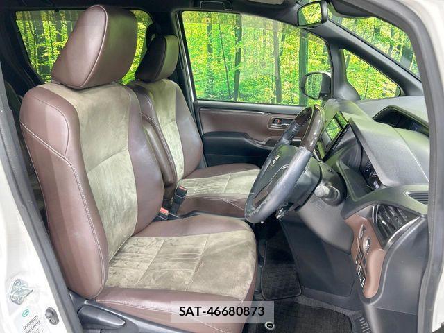 Toyota ESQUIRE 2017-12 8073672-7