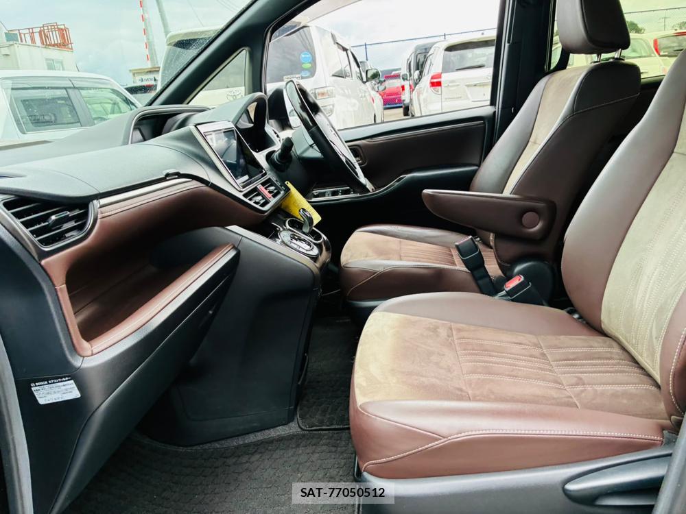 Toyota ESQUIRE 2018-08 8056357-10