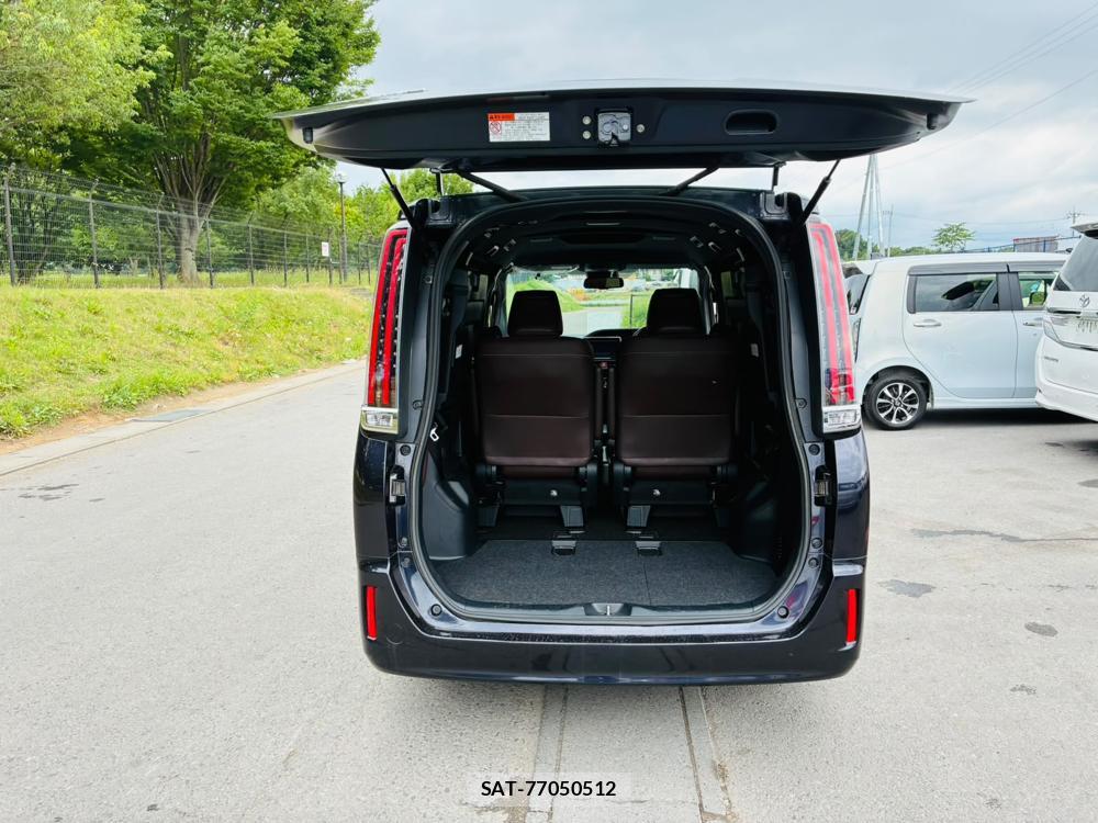 Toyota ESQUIRE 2018-08 8056357-26