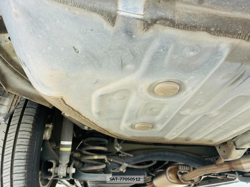 Toyota ESQUIRE 2018-08 8056357-34