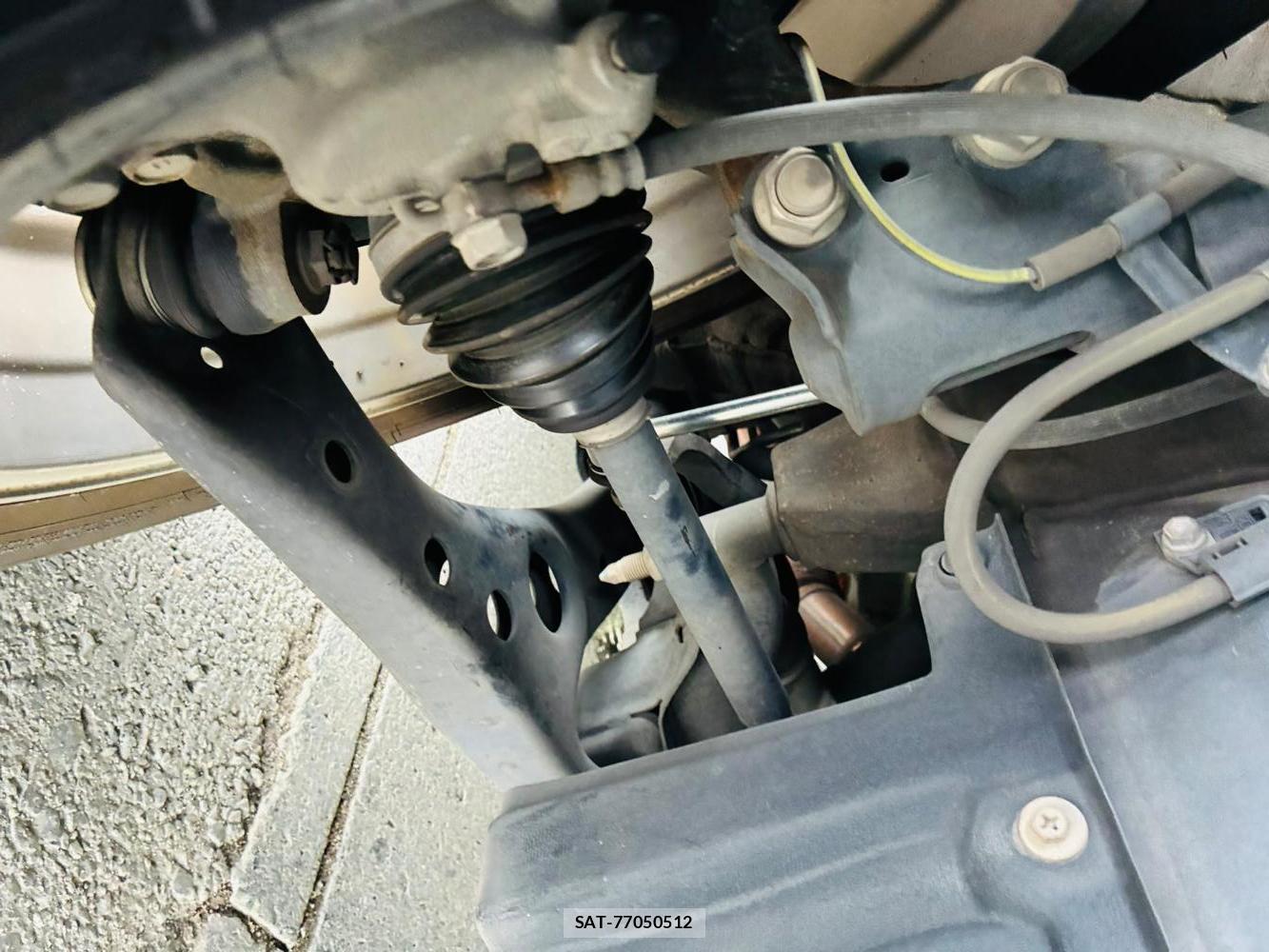Toyota ESQUIRE 2018-08 8056357-35
