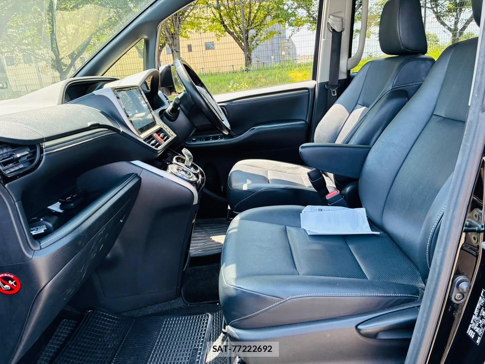 Toyota ESQUIRE 2016-02 7839256-10