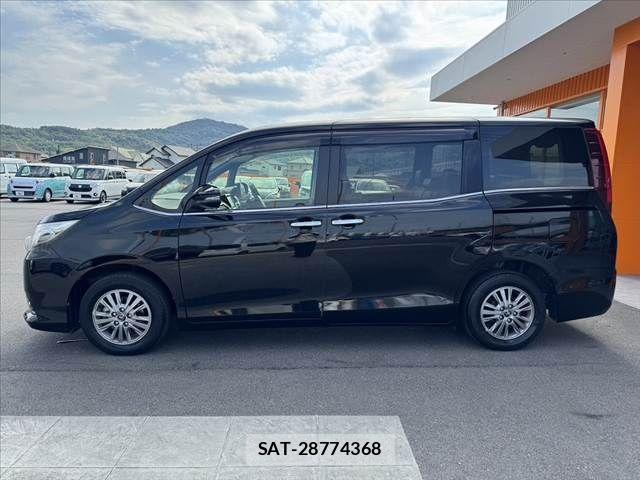 Toyota ESQUIRE 2017-02 8099032-11