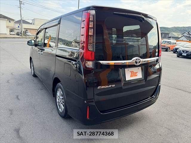 Toyota ESQUIRE 2017-02 8099032-13