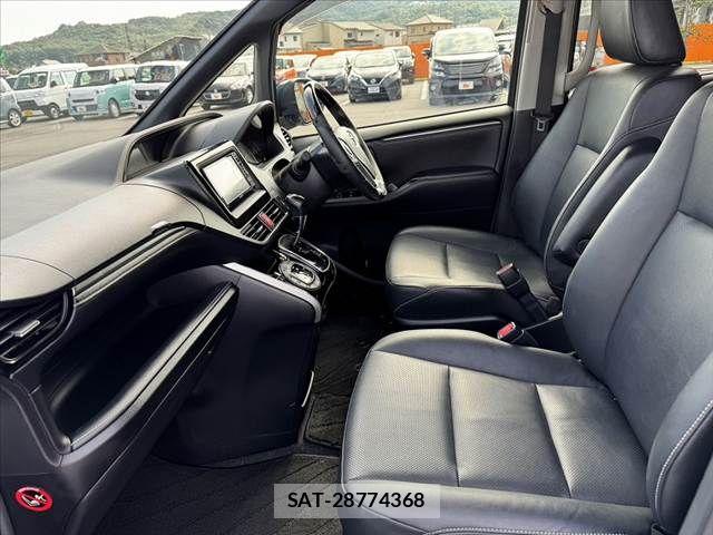 Toyota ESQUIRE 2017-02 8099032-17