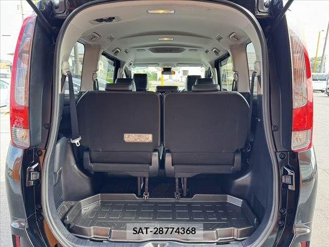 Toyota ESQUIRE 2017-02 8099032-19