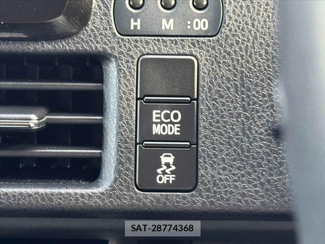 Toyota ESQUIRE 2017-02 8099032-24