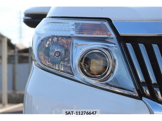 Toyota ESQUIRE 2015-08 8129950-10