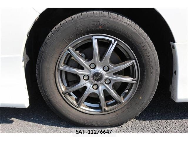 Toyota ESQUIRE 2015-08 8129950-29