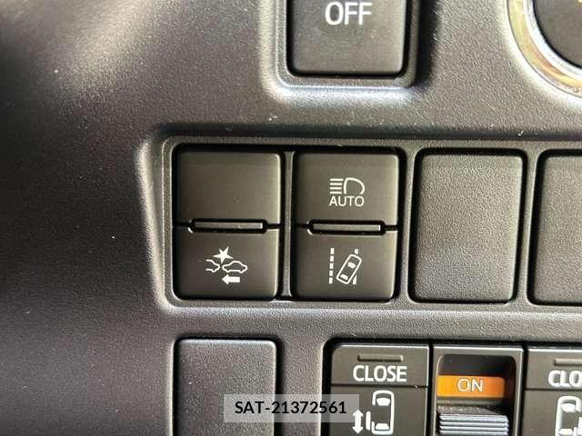 Toyota ESQUIRE 2016-12 8129943-13