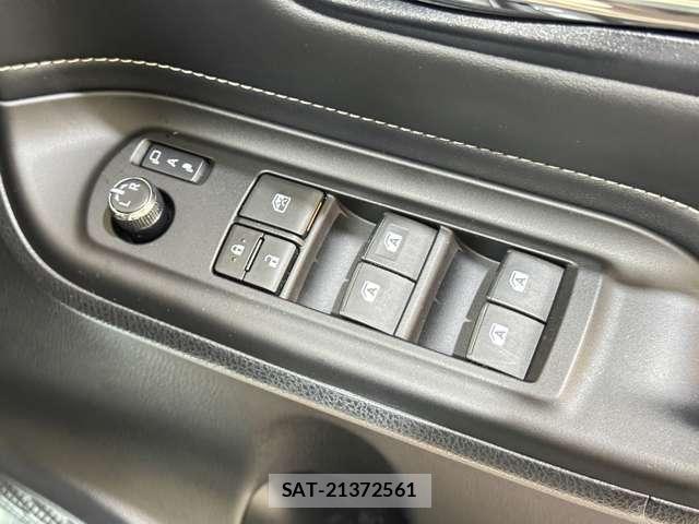 Toyota ESQUIRE 2016-12 8129943-16