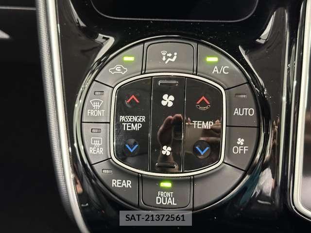 Toyota ESQUIRE 2016-12 8129943-22