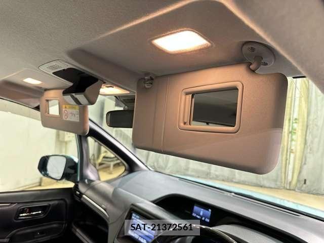 Toyota ESQUIRE 2016-12 8129943-25
