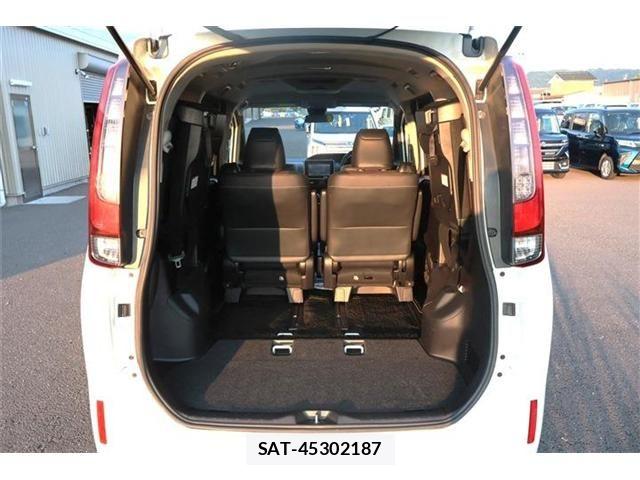 Toyota ESQUIRE 2016-04 8129942-15