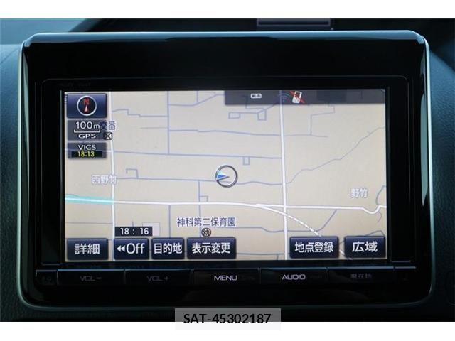 Toyota ESQUIRE 2016-04 8129942-2