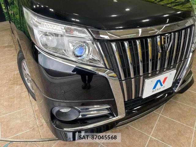 Toyota ESQUIRE 2015-01 8145760-12