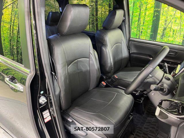 Toyota ESQUIRE 2017-12 8158382-8