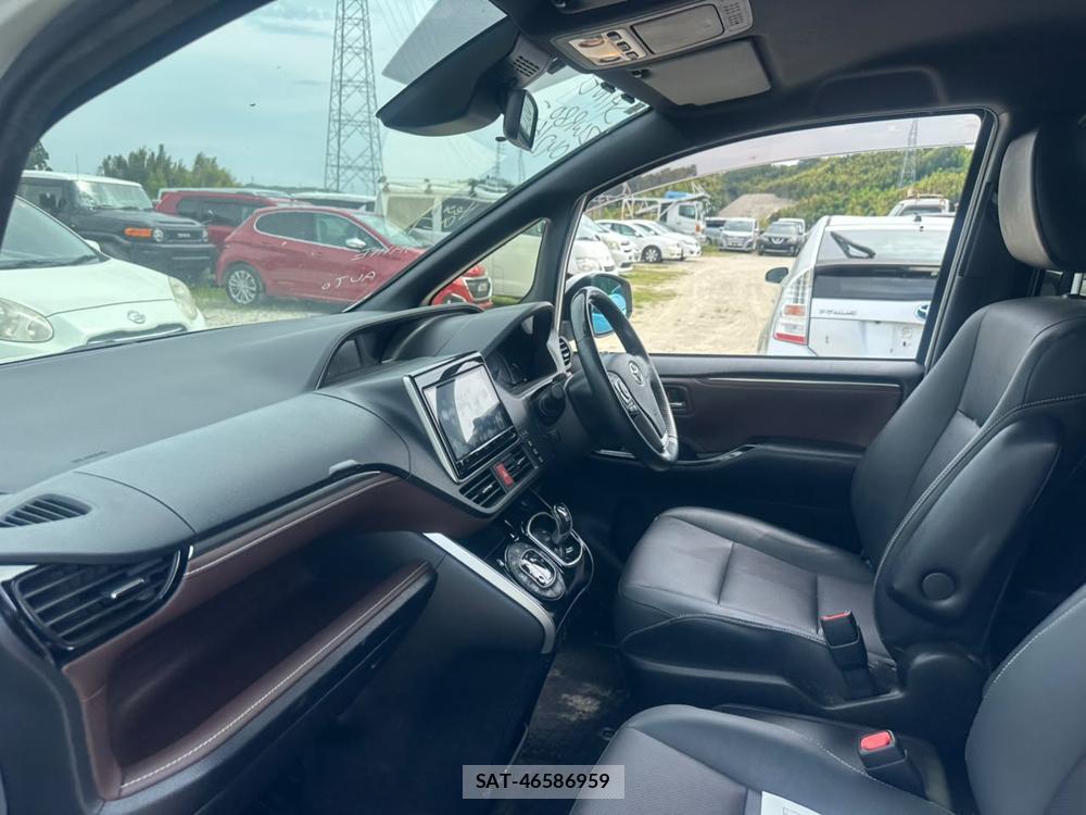 Toyota ESQUIRE 2019-11 7839249-11