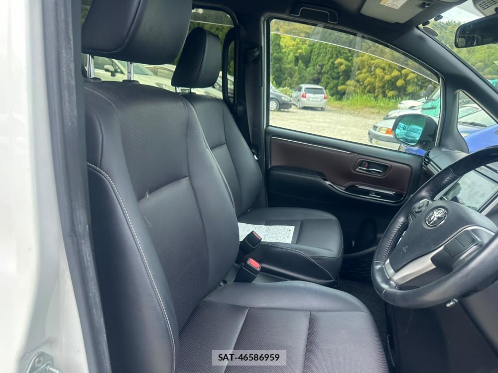 Toyota ESQUIRE 2019-11 7839249-13