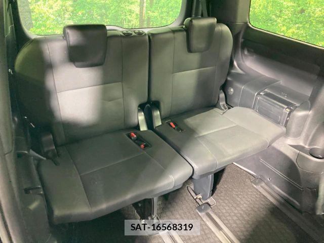 Toyota ESQUIRE 2019-09 8207418-9