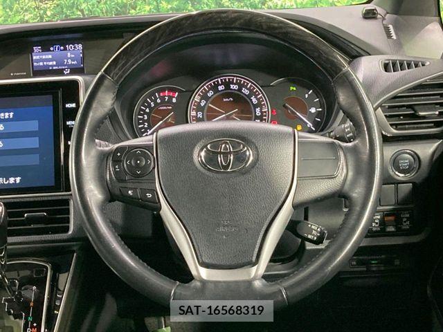 Toyota ESQUIRE 2019-09 8207418-11