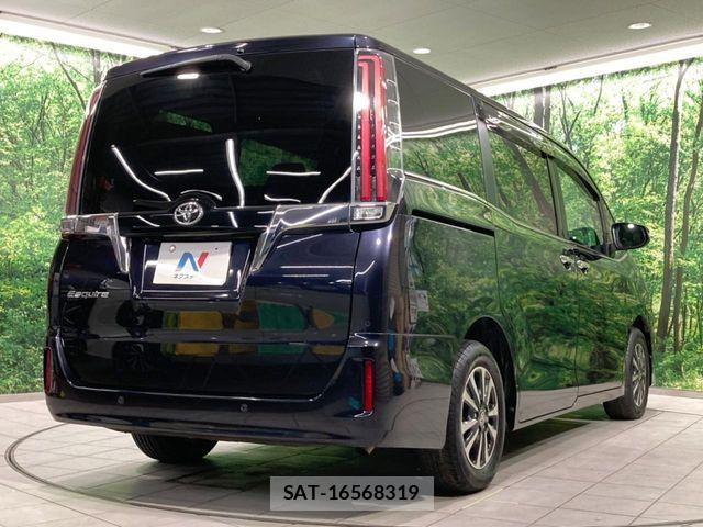 Toyota ESQUIRE 2019-09 8207418-17
