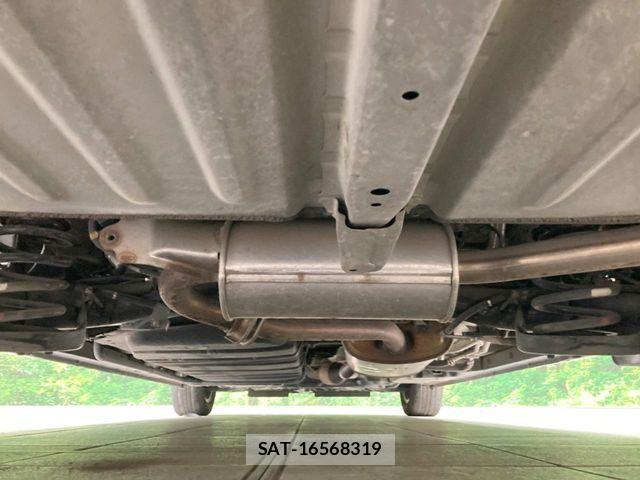 Toyota ESQUIRE 2019-09 8207418-19
