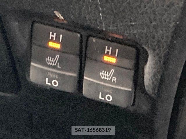 Toyota ESQUIRE 2019-09 8207418-6