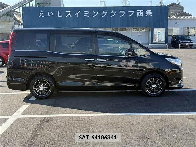 Toyota ESQUIRE 2015-02 8207422-10