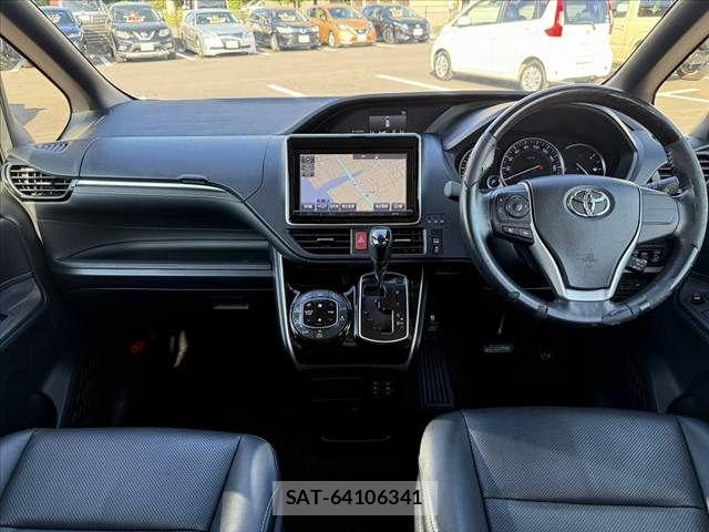 Toyota ESQUIRE 2015-02 8207422-1