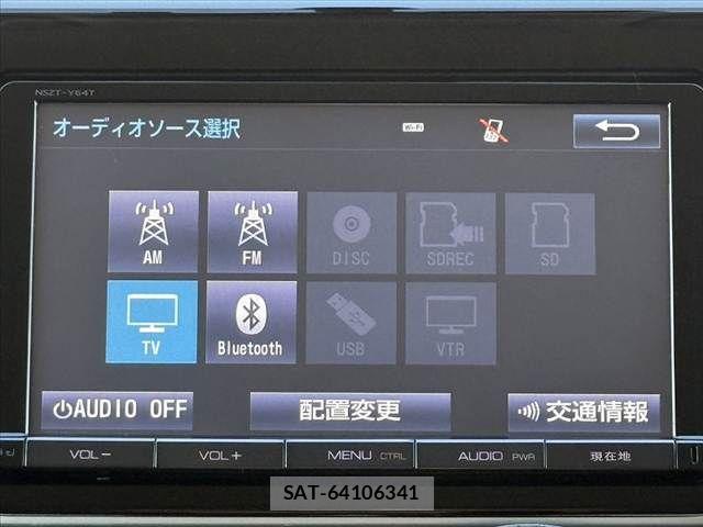 Toyota ESQUIRE 2015-02 8207422-21