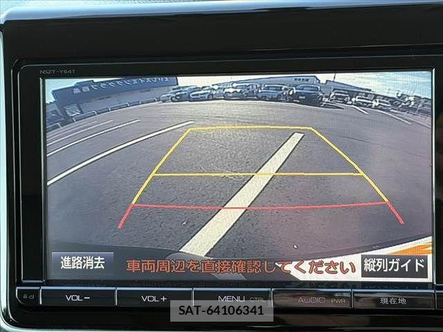 Toyota ESQUIRE 2015-02 8207422-3