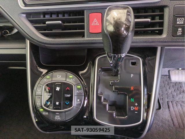 Toyota ESQUIRE 2016-01 8207425-11