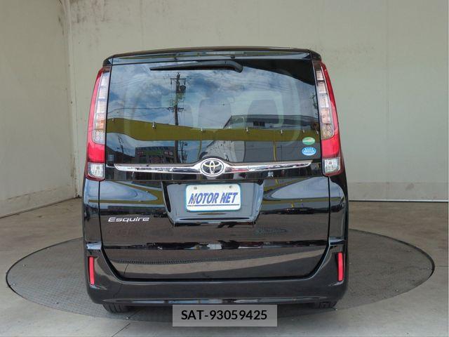 Toyota ESQUIRE 2016-01 8207425-18
