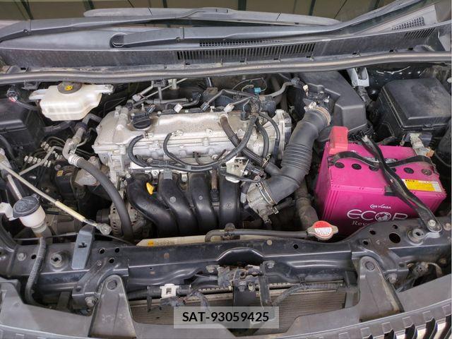 Toyota ESQUIRE 2016-01 8207425-24