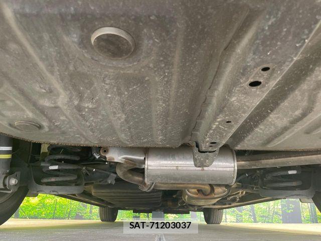 Toyota ESQUIRE 2019-03 8207417-19