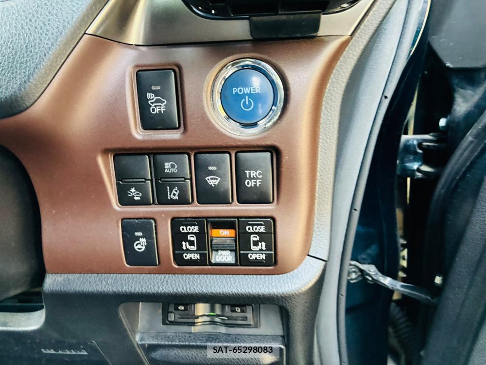 Toyota ESQUIRE 2018-09 8199626-16