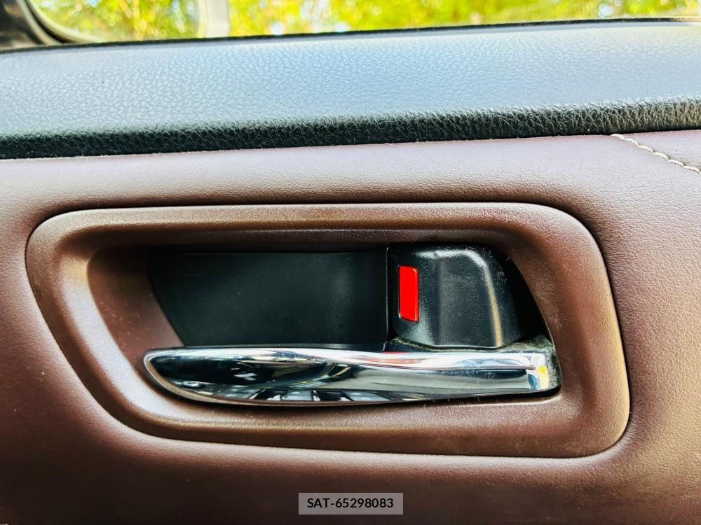 Toyota ESQUIRE 2018-09 8199626-20