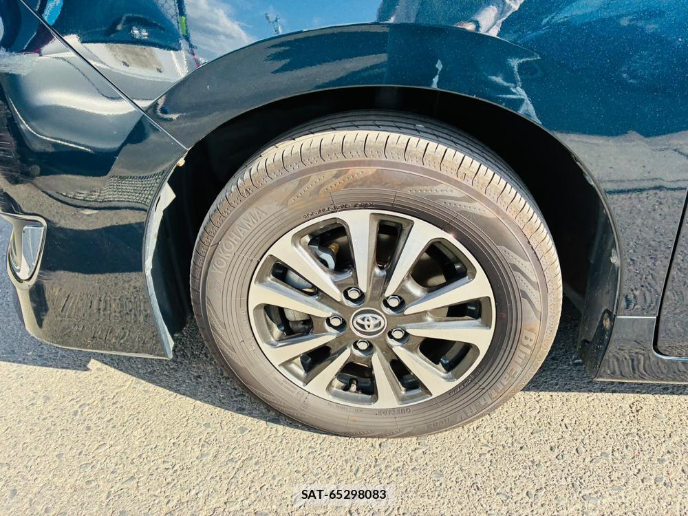 Toyota ESQUIRE 2018-09 8199626-29