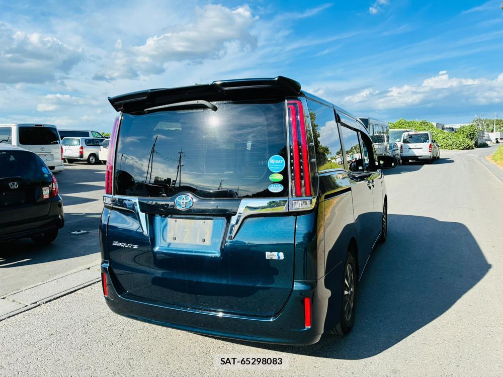 Toyota ESQUIRE 2018-09 8199626-4