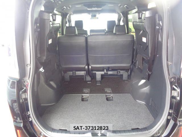 Toyota ESQUIRE 2020-03 8245151-12